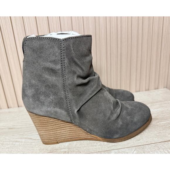 Diba Bailey Leather Suede Bootie Womens Sz 8.5M Shoes Wedge Heel in Grey - Picture 3 of 10